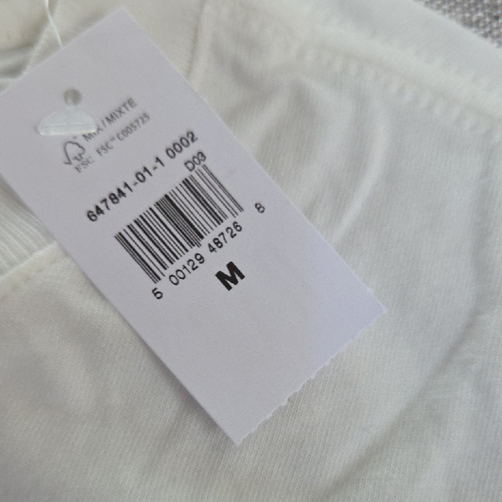 GAP Cream Long Sleeve Shirt - Picture 2 of 4